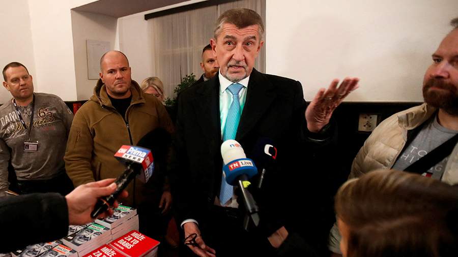 Кандидат в президенты Чехии заявил о получении письма с угрозами и патроном<br />
