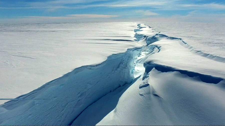 От ледника в Антарктиде откололся айсберг размером с Лондон<br />
