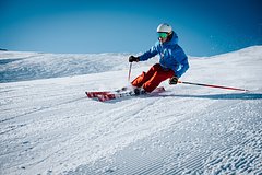 Туристам предложили бесплатно покататься на горных лыжах в регионе России